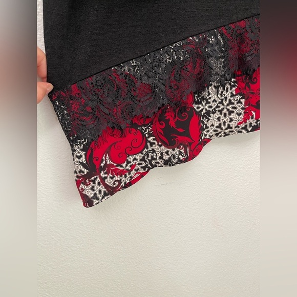 Cj Banks long sleeve Black red and lace trim top Size 2X 20/22 W - Picture 5 of 8